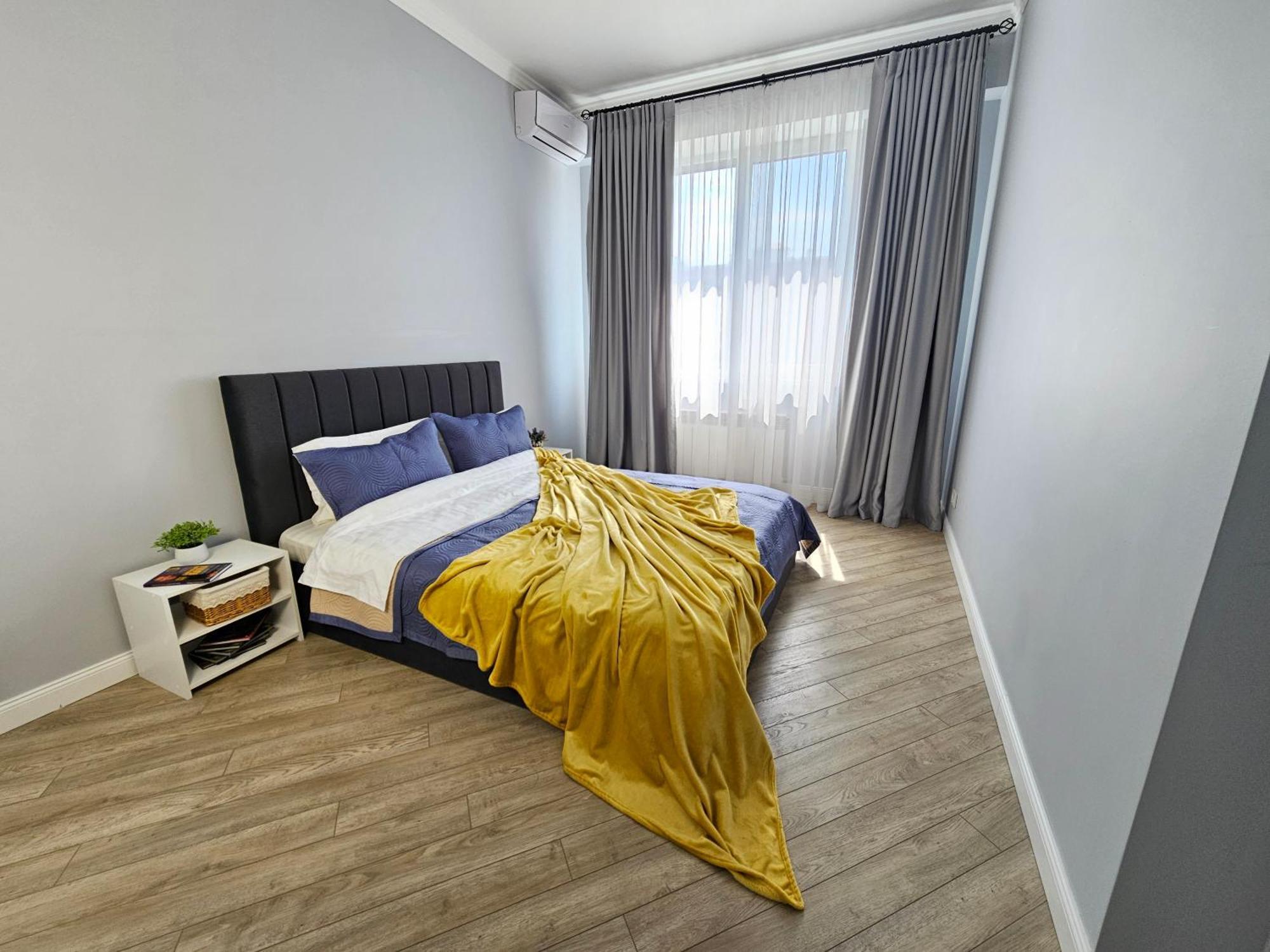 3 Room Gagarin Park Residential Complex Near Mega Shopping Mall Almaty Eksteriør bilde