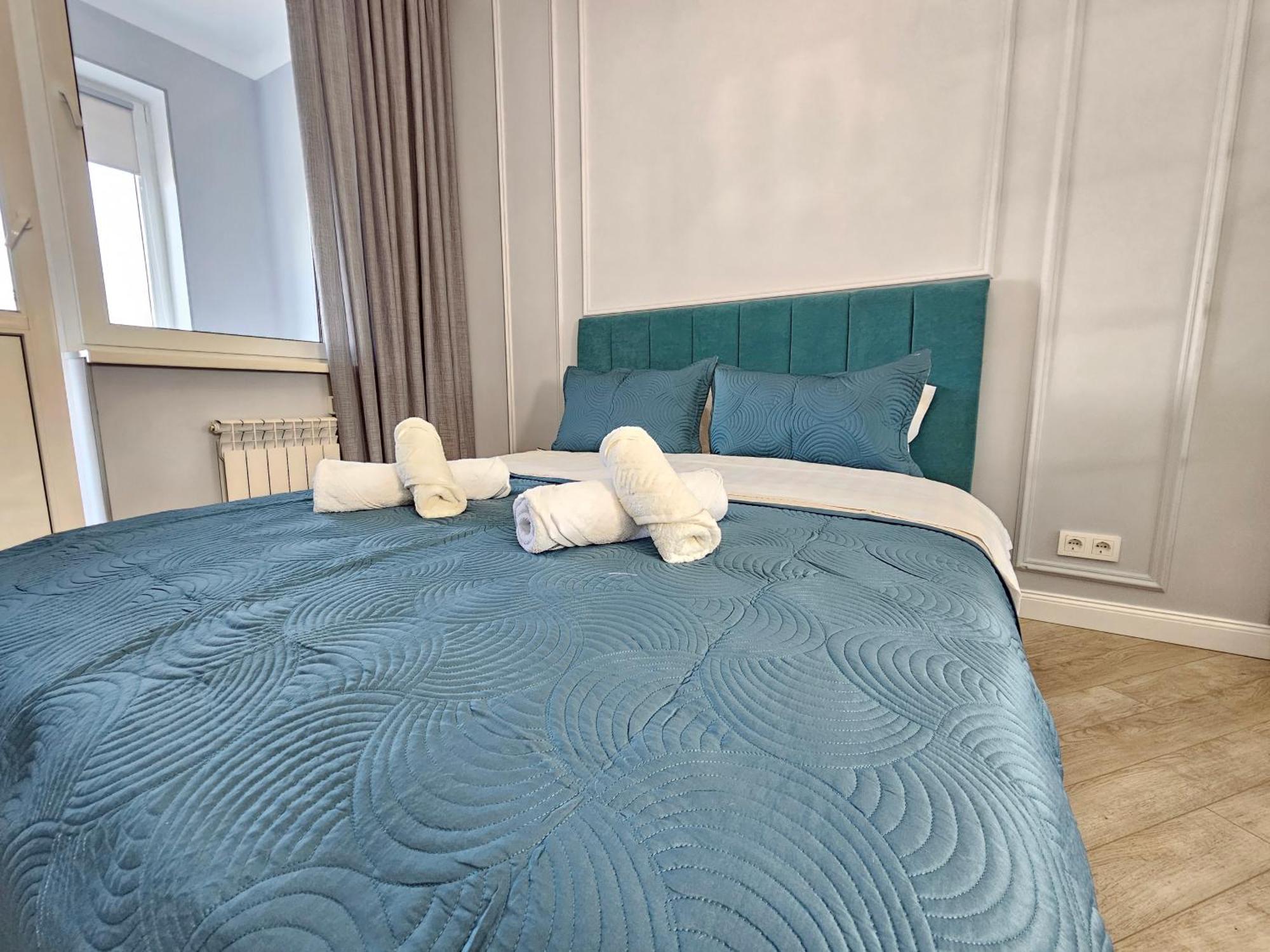 3 Room Gagarin Park Residential Complex Near Mega Shopping Mall Almaty Eksteriør bilde