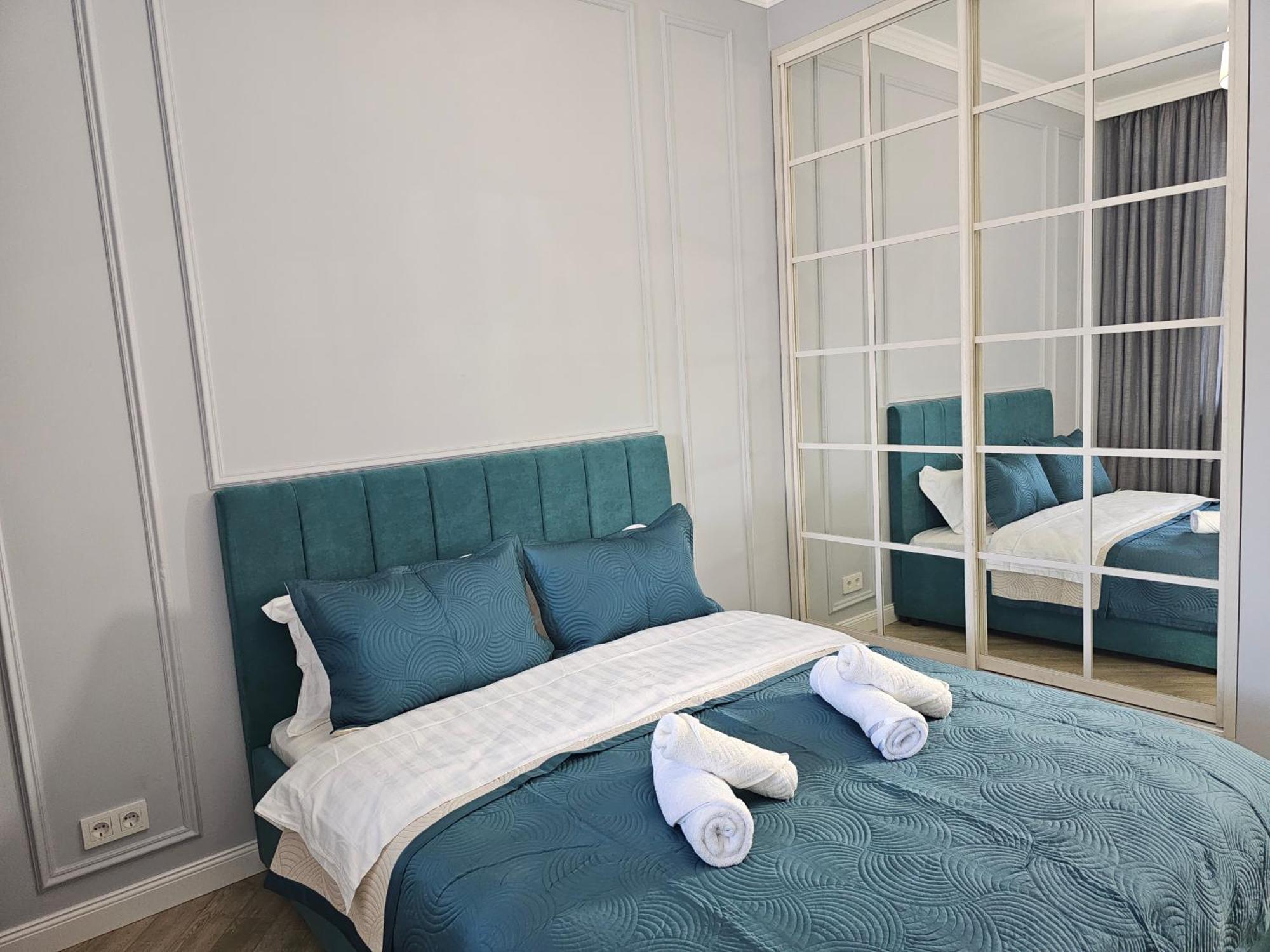 3 Room Gagarin Park Residential Complex Near Mega Shopping Mall Almaty Eksteriør bilde